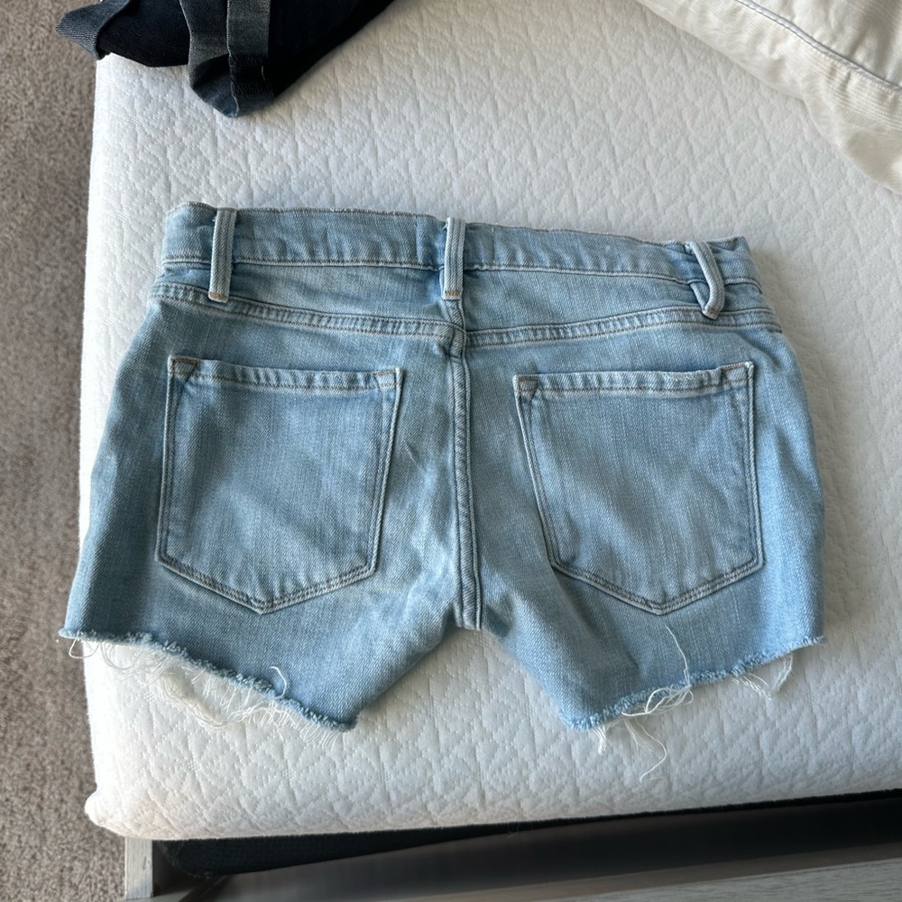 Frame shorts - Picture 3 of 3